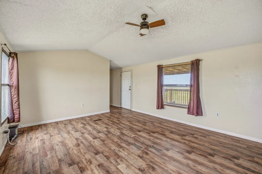 925 County Road 376 Dublin, TX 76446