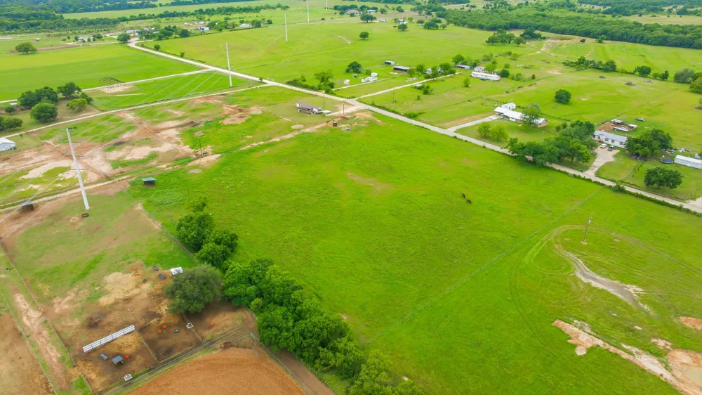 925 County Road 376 Dublin, TX 76446