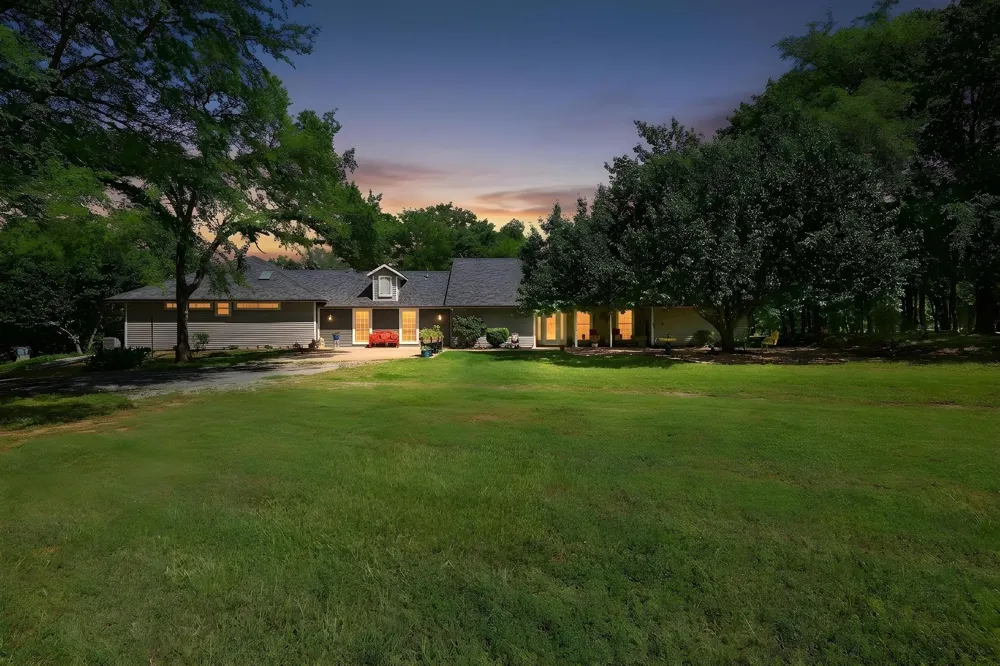 232 Magnus Road Denison, TX 75021