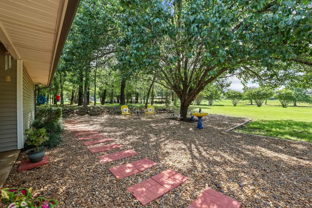 232 Magnus Road Denison, TX 75021