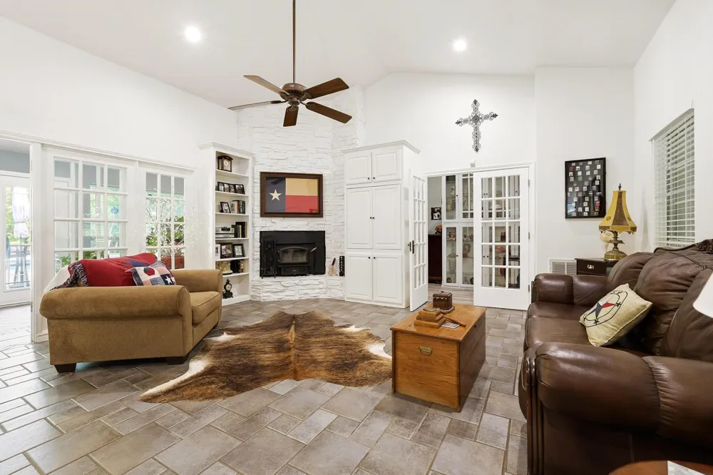 232 Magnus Road Denison, TX 75021