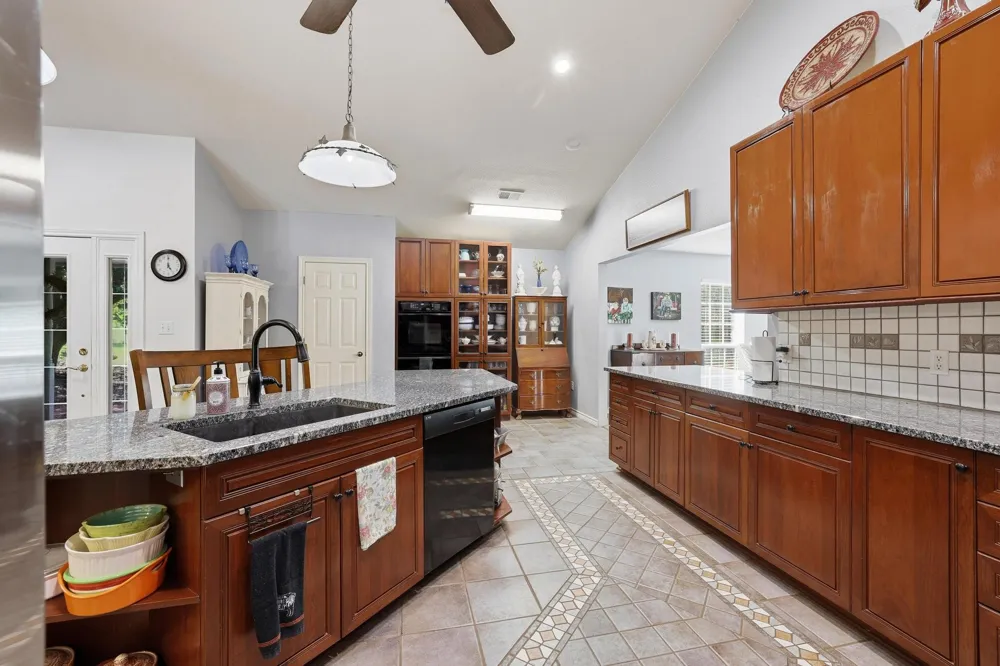 232 Magnus Road Denison, TX 75021