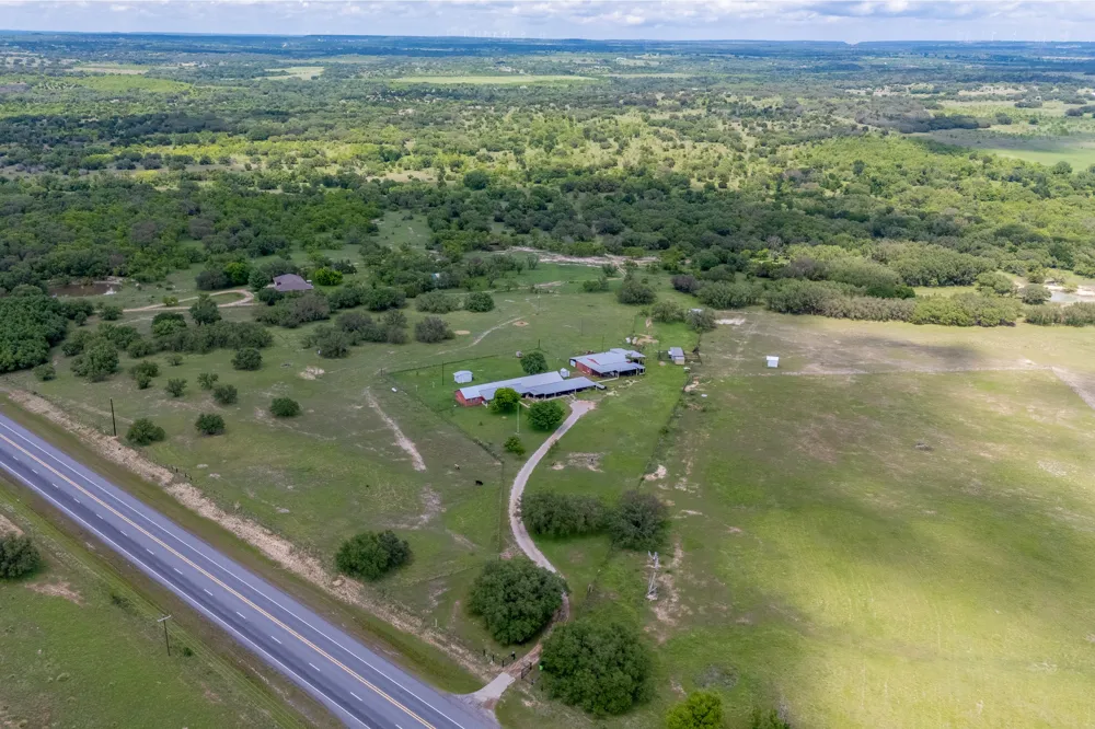 1360 W US Hwy 84 Highway Mullin, TX 76864
