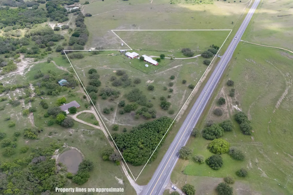 1360 W US Hwy 84 Highway Mullin, TX 76864