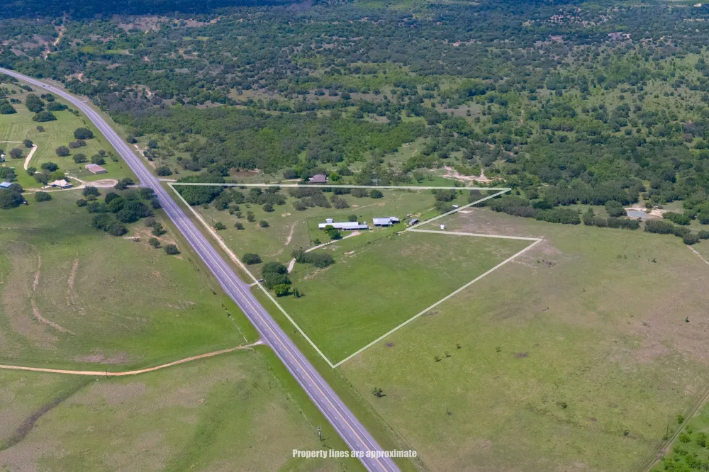 1360 W US Hwy 84 Highway Mullin, TX 76864