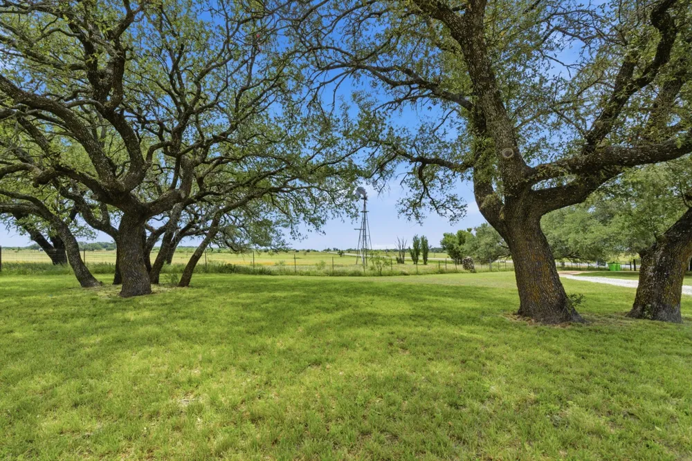 1360 W US Hwy 84 Highway Mullin, TX 76864