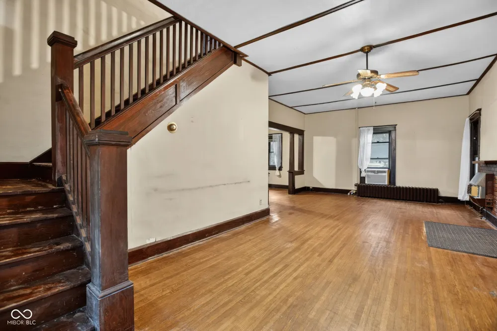 611 Main Street Tipton, IN 46072