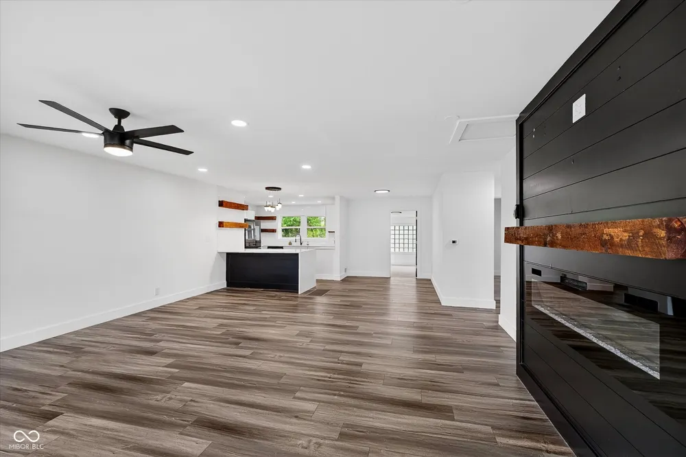 248 S 5th Avenue Beech Grove, IN 46107