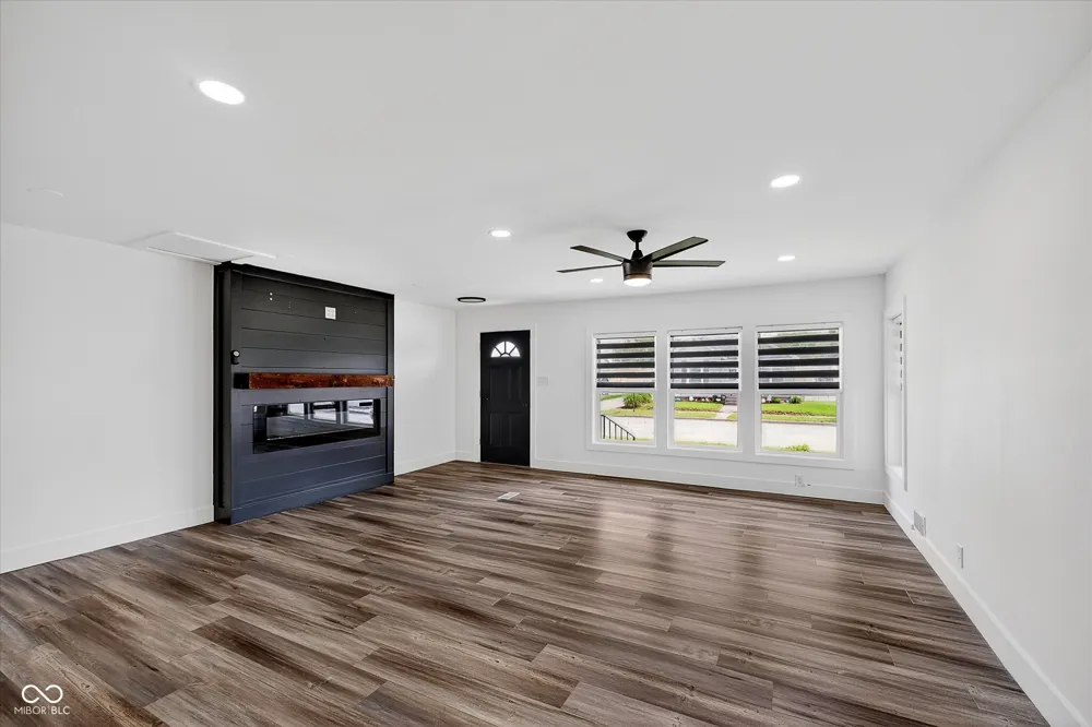 248 S 5th Avenue Beech Grove, IN 46107