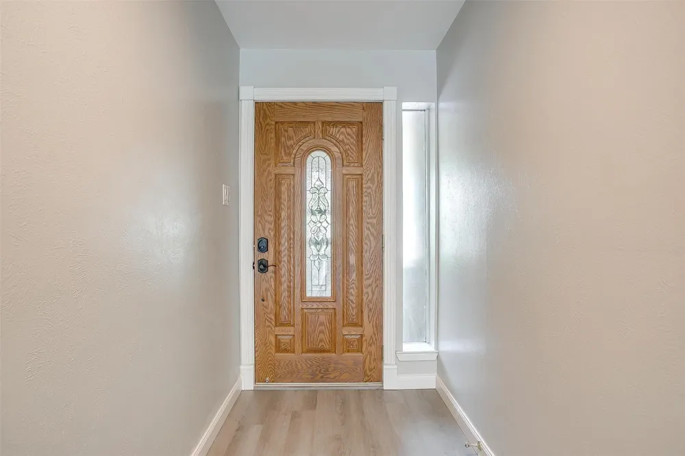 390 Driftwood Court #3B Azle, TX 76020