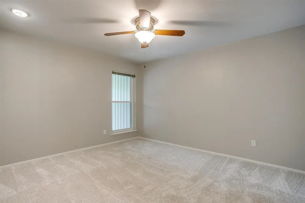 390 Driftwood Court #3B Azle, TX 76020