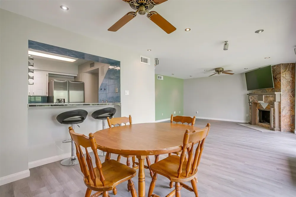 390 Driftwood Court #3B Azle, TX 76020
