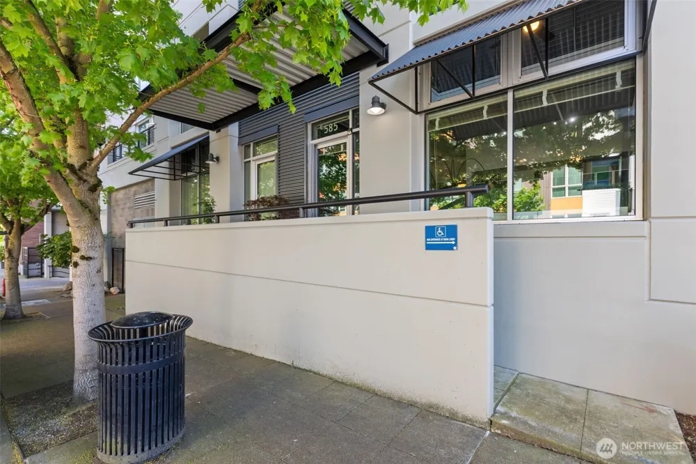 15100 6th Avenue SW #229 Burien, WA 98166
