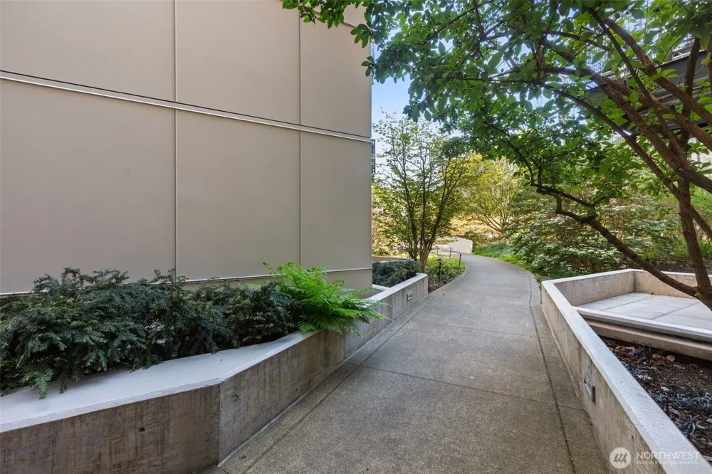 15100 6th Avenue SW #229 Burien, WA 98166