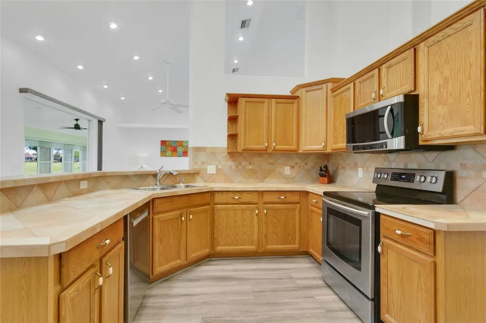 5433 COUNTY ROAD 125 Wildwood, FL 34785