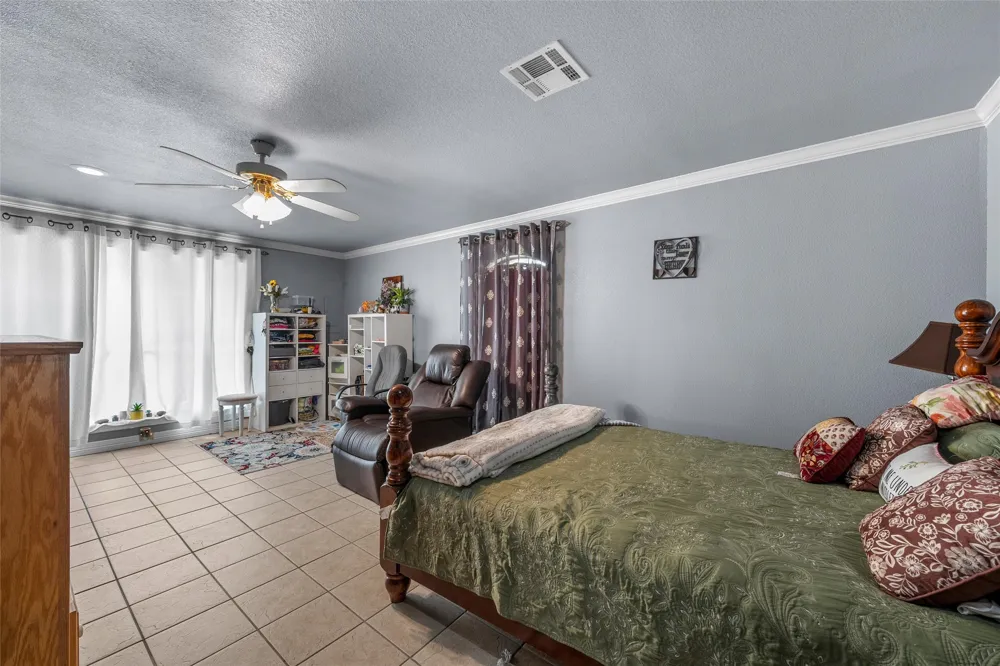 1692 W Tate Street Robinson, TX 76706