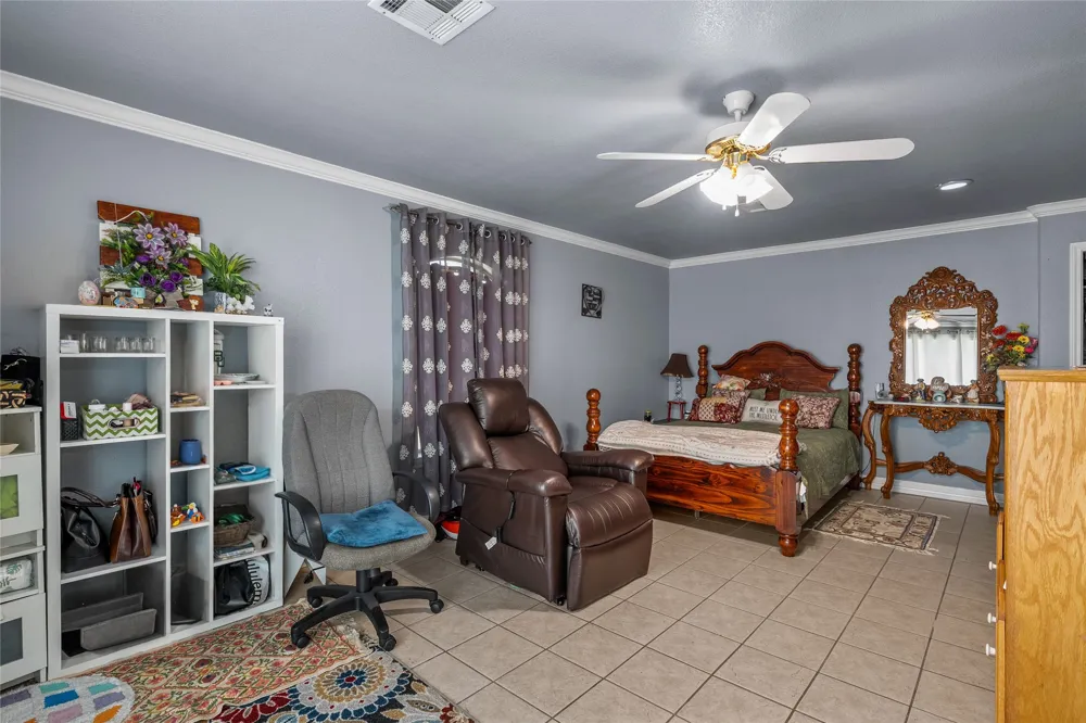 1692 W Tate Street Robinson, TX 76706