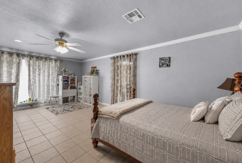 1692 W Tate Street Robinson, TX 76706