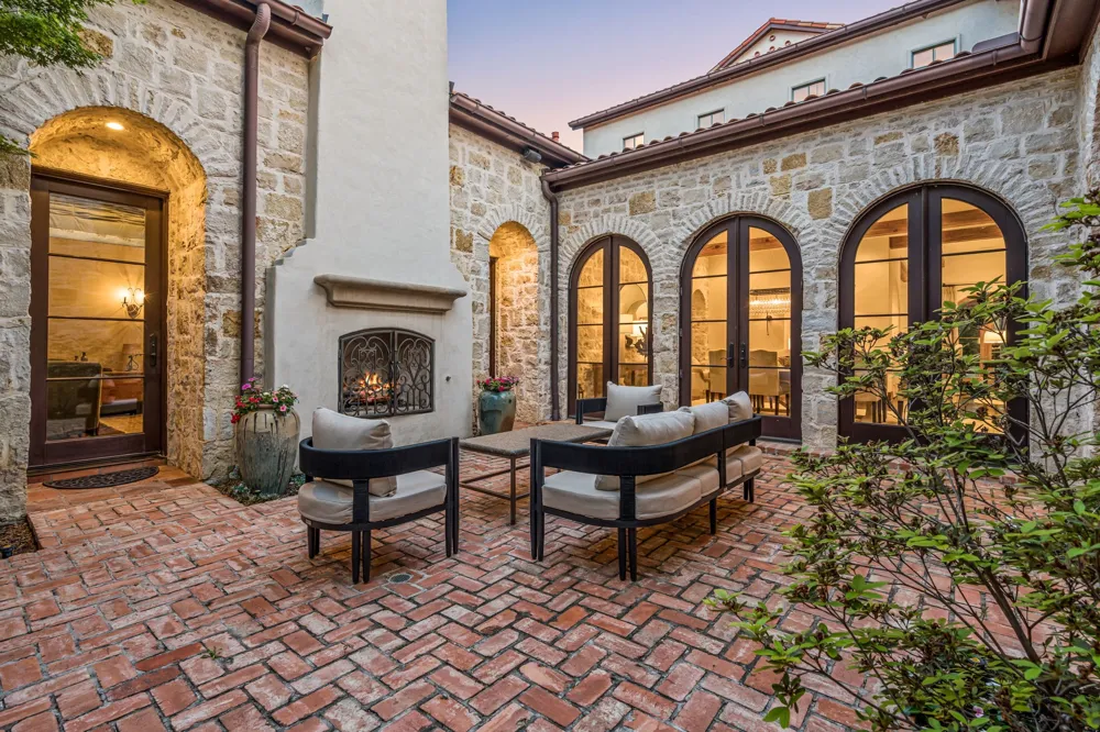 545 W Highland Street Southlake, TX 76092