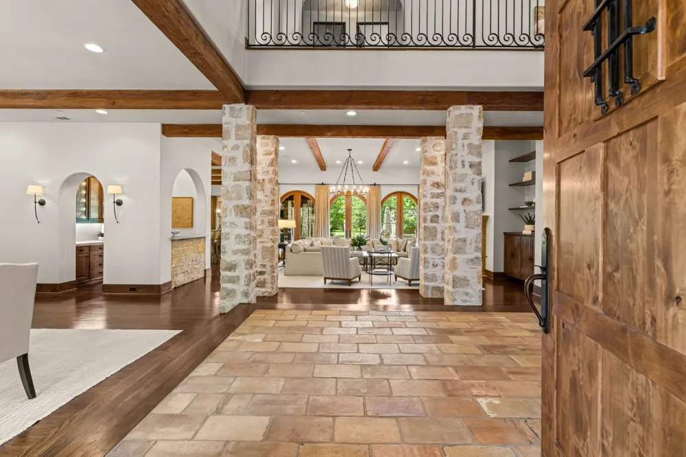 545 W Highland Street Southlake, TX 76092