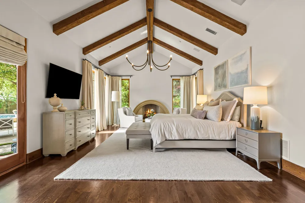 545 W Highland Street Southlake, TX 76092