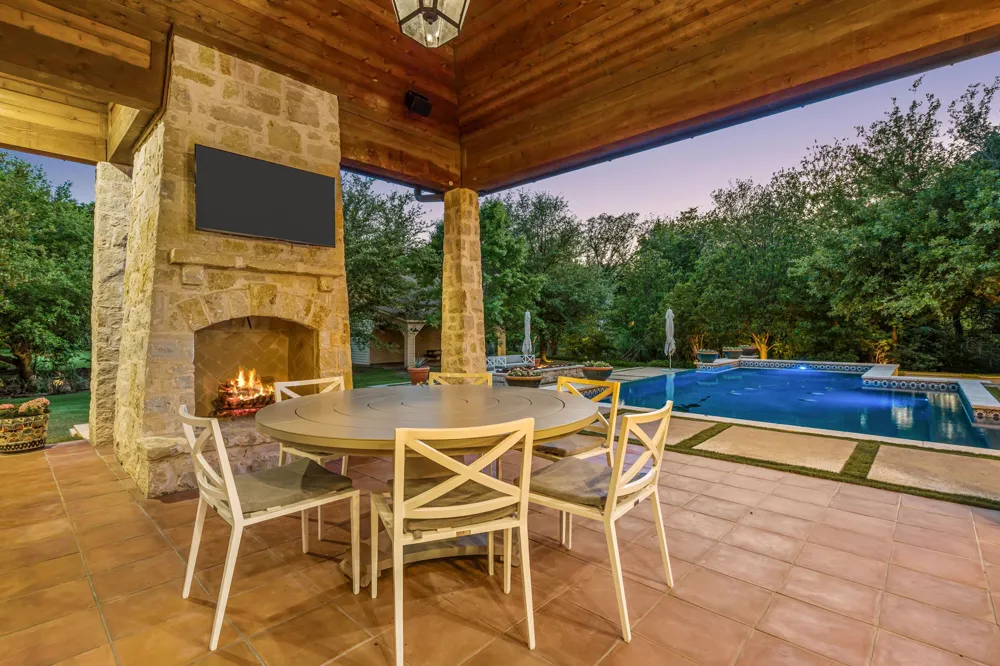545 W Highland Street Southlake, TX 76092