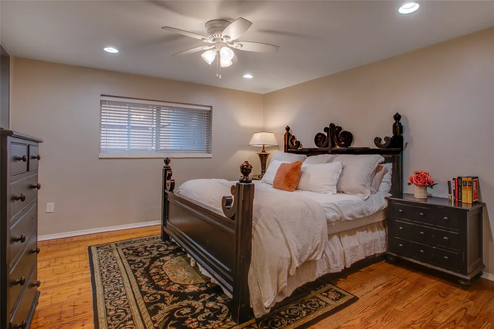 7777 Royal Lane Dallas, TX 75230