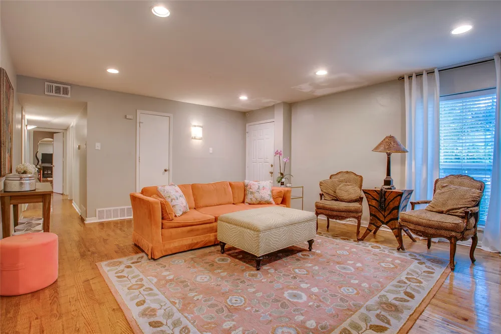 7777 Royal Lane Dallas, TX 75230