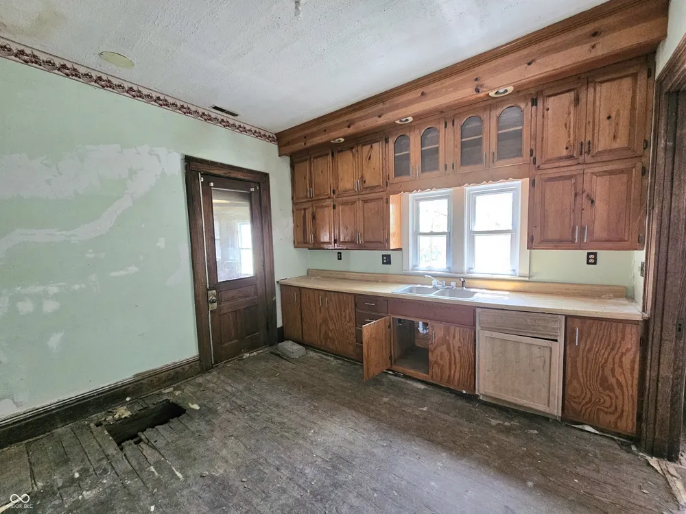 415 Independence Street Windfall, IN 46076