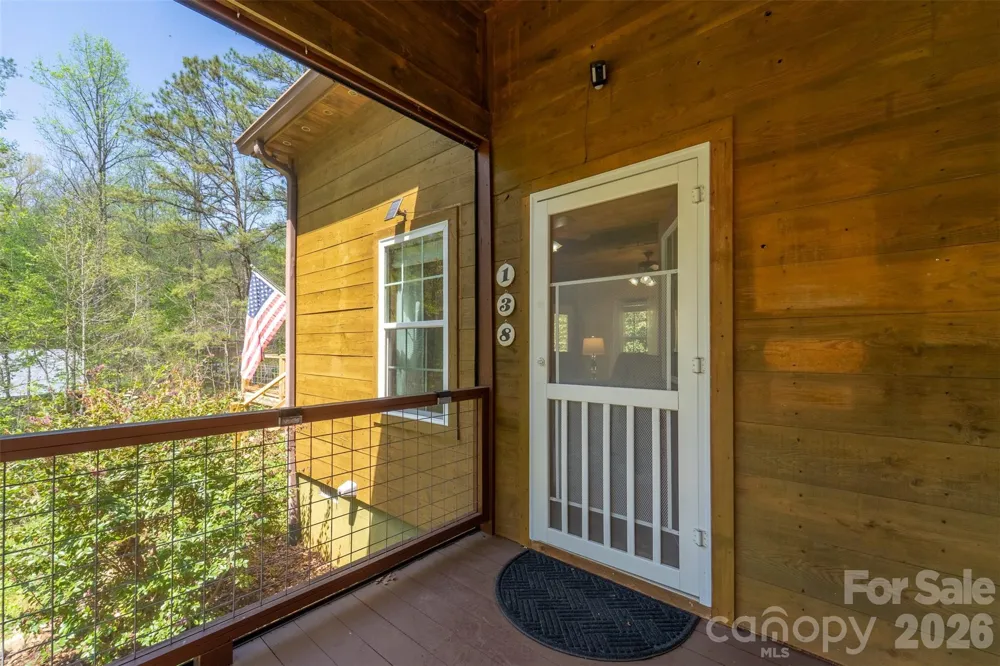 138 Hubbell Lane Robbinsville, NC 28771