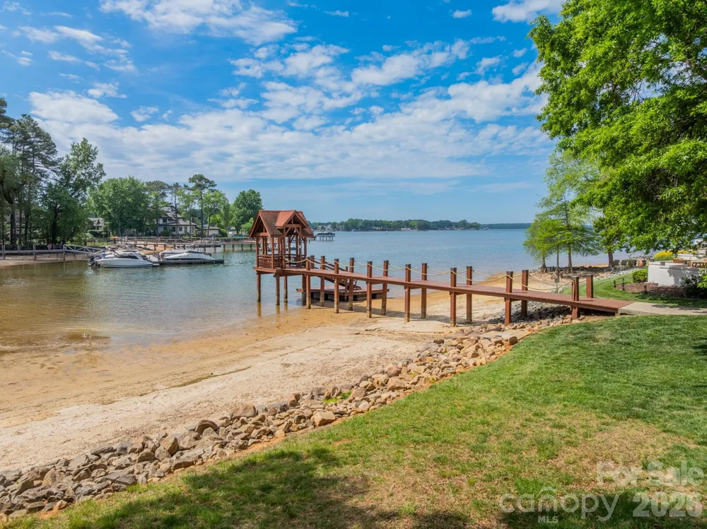 17919 Kings Point Drive #C Cornelius, NC 28031