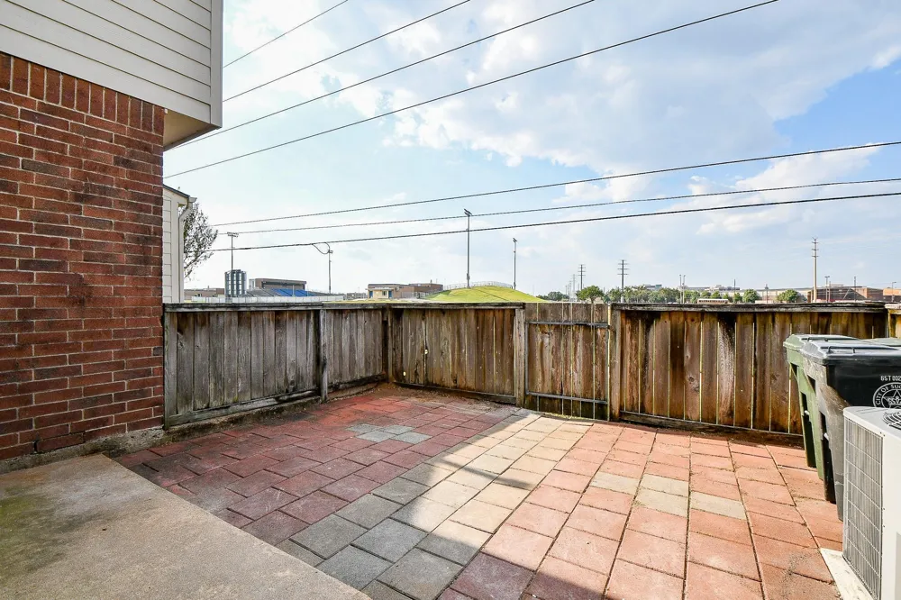 2930 Grants Lake Boulevard #407 Sugar Land, TX 77479