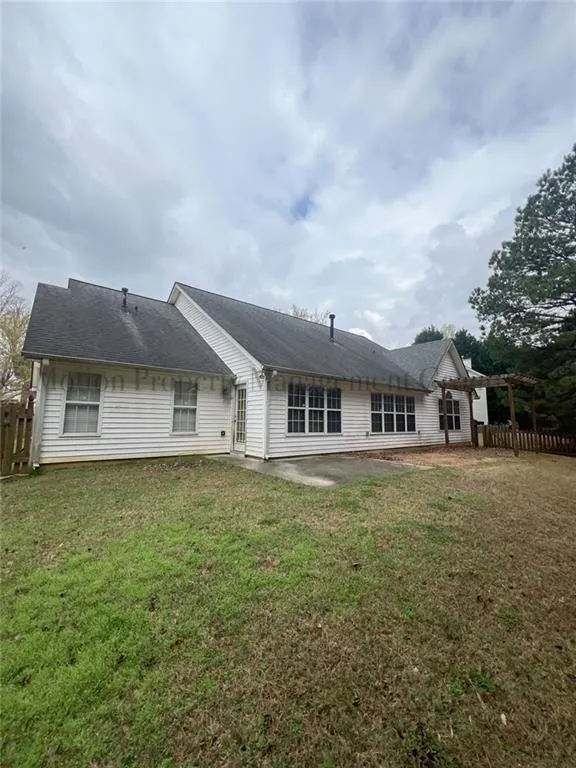 982 Apalachee Run Trail Dacula, GA 30019