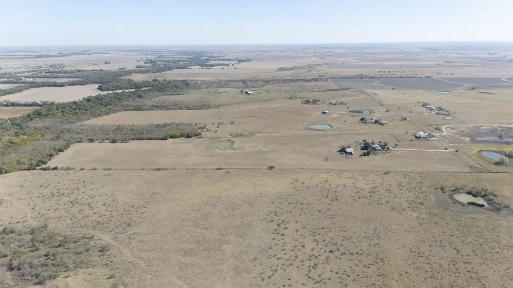 20181 Janak Road Coupland, TX 78615