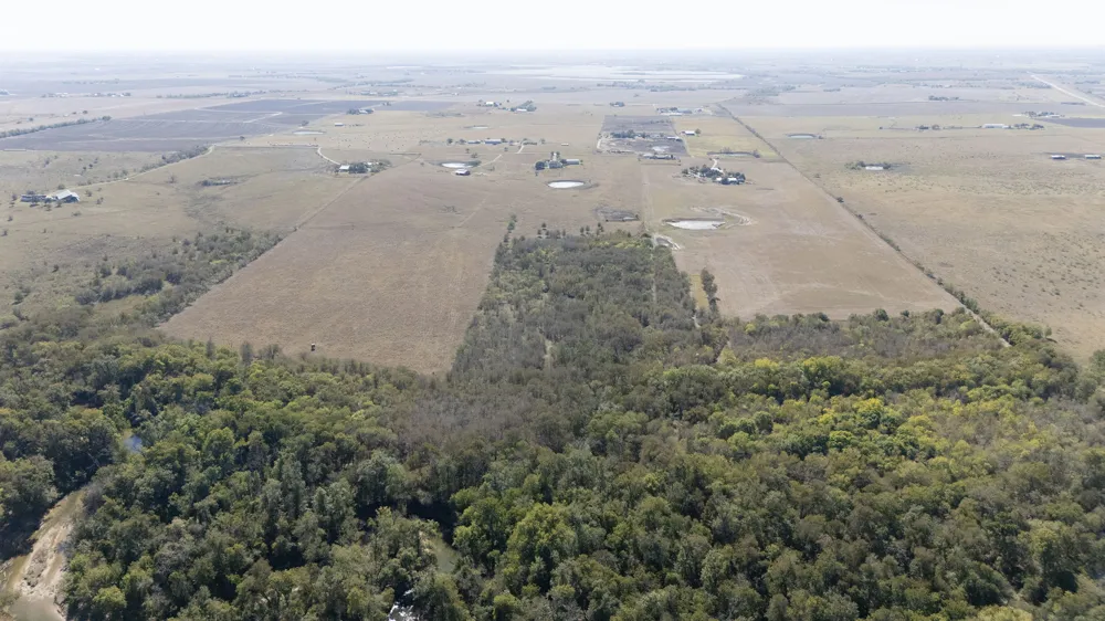 20181 Janak Road Coupland, TX 78615