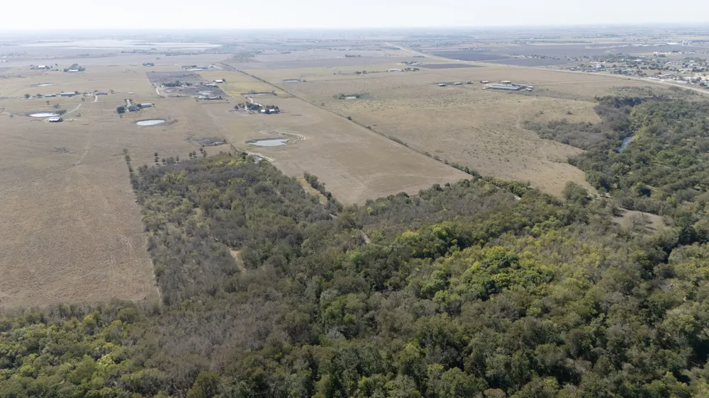 20181 Janak Road Coupland, TX 78615
