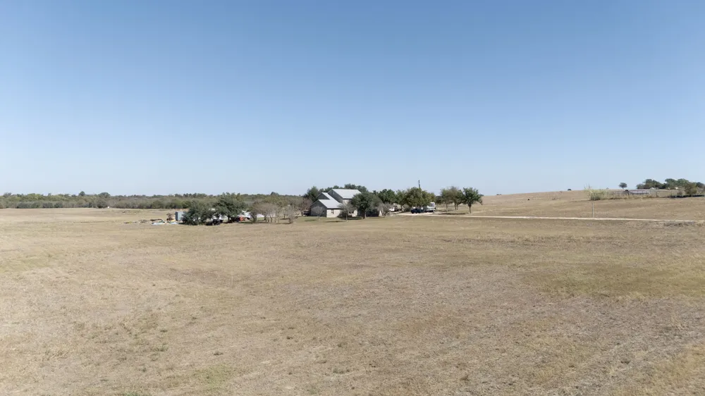 20181 Janak Road Coupland, TX 78615