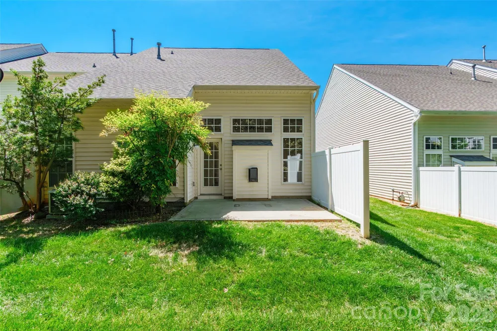 130 Autumn Falls Drive Lake Wylie, SC 29710