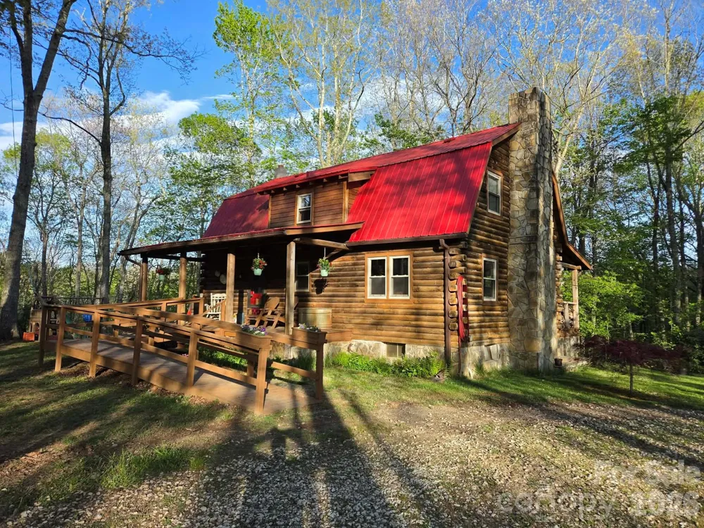 692 Buck Hill Road Newland, NC 28657