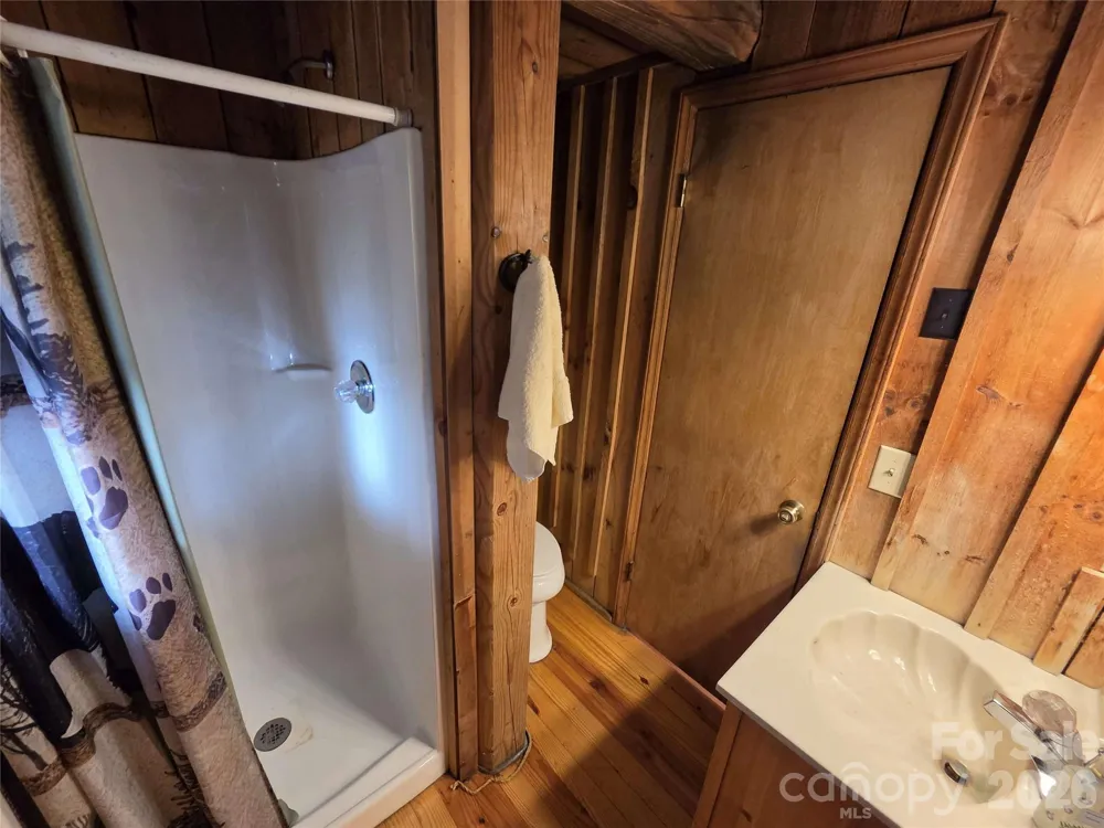 692 Buck Hill Road Newland, NC 28657