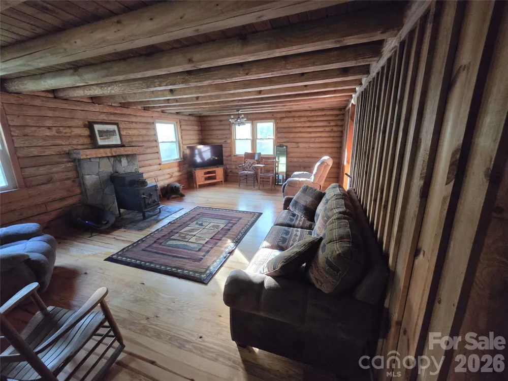 692 Buck Hill Road Newland, NC 28657