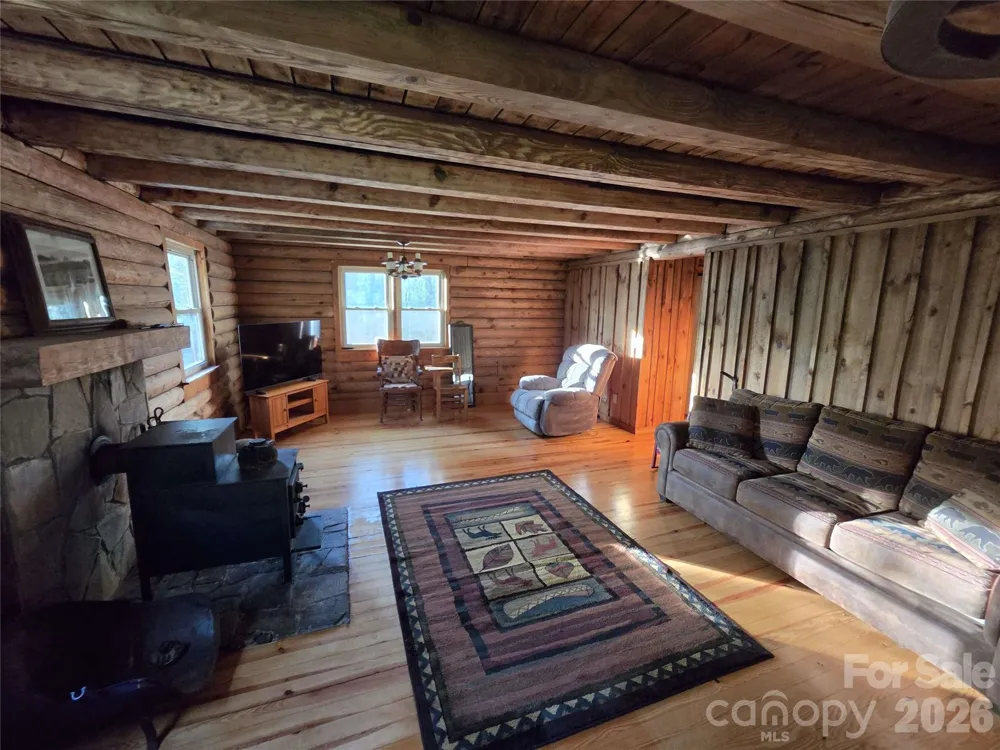 692 Buck Hill Road Newland, NC 28657