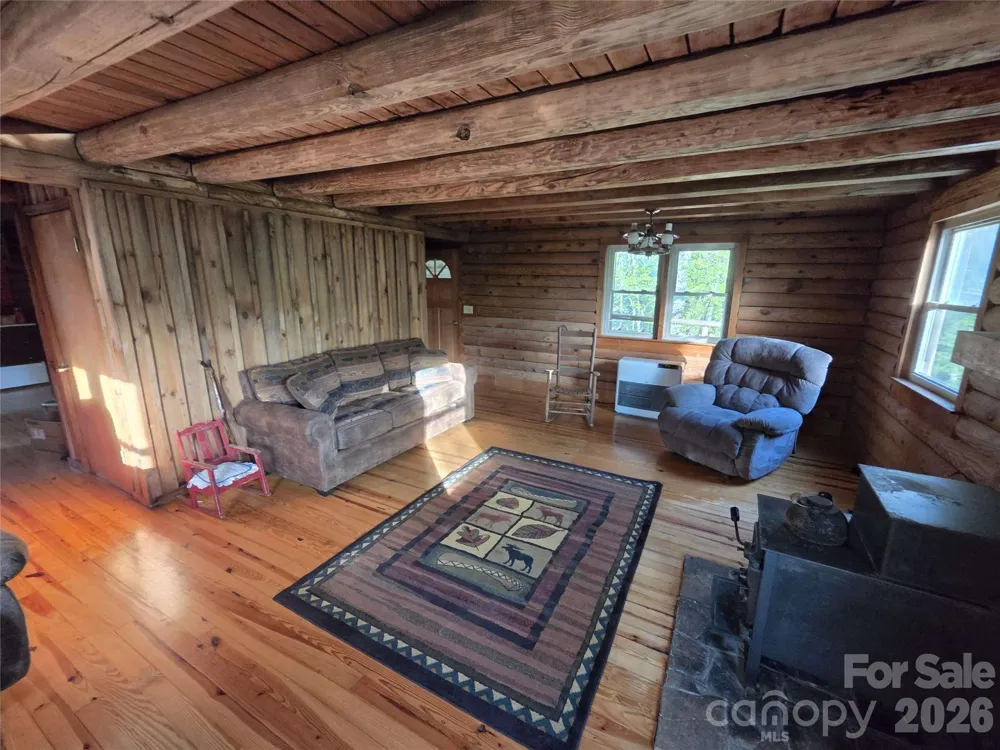 692 Buck Hill Road Newland, NC 28657