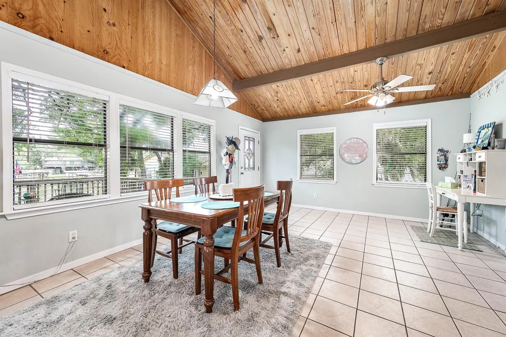142 Private Road 652 Sargent, TX 77414