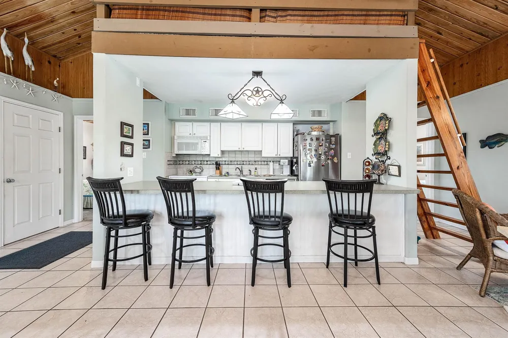 142 Private Road 652 Sargent, TX 77414