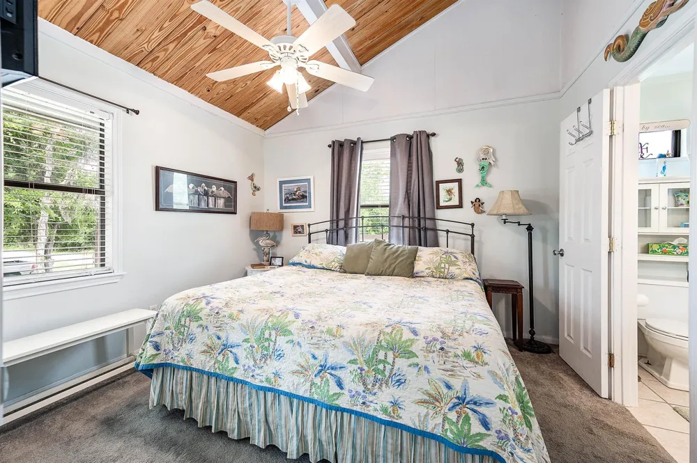 142 Private Road 652 Sargent, TX 77414