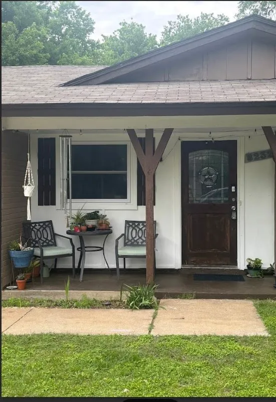 8232 Richard Street White Settlement, TX 76108