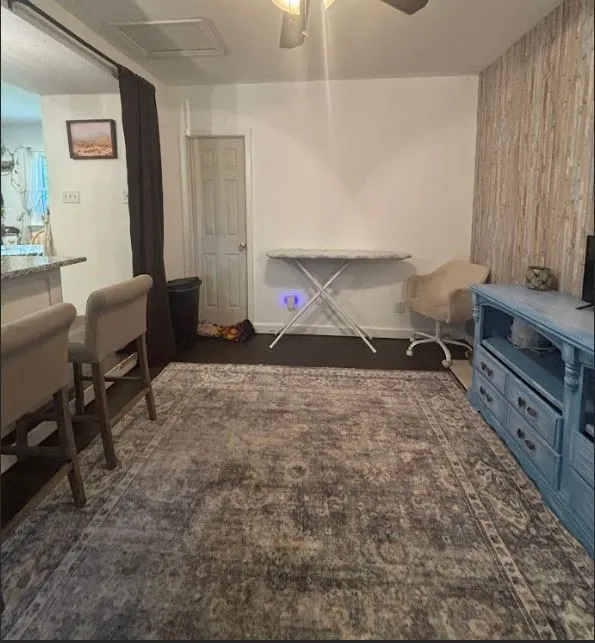 8232 Richard Street White Settlement, TX 76108