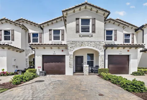 2691 NW 55th Way