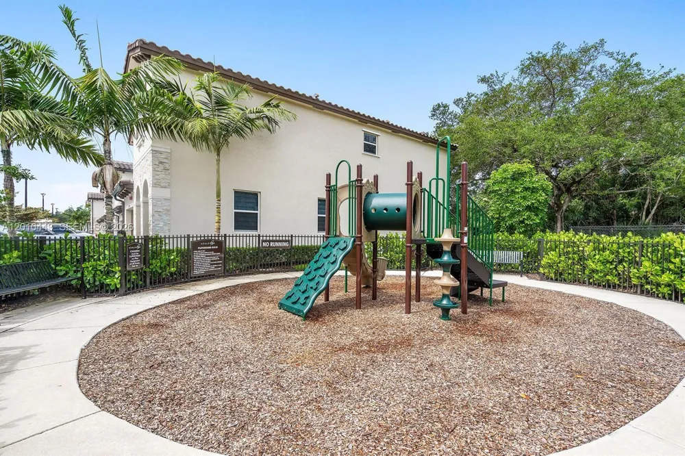 2691 NW 55th Way Lauderhill, FL 33313